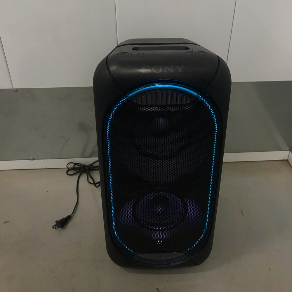 Sony Bluetooth speakers - Picture 1 of 1